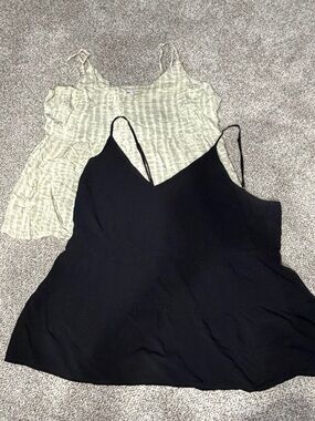 Bundle of 2 Old Navy Camisole Tank Tops